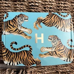 HOURGLASS Ambient Lighting Face Palette in Tiger